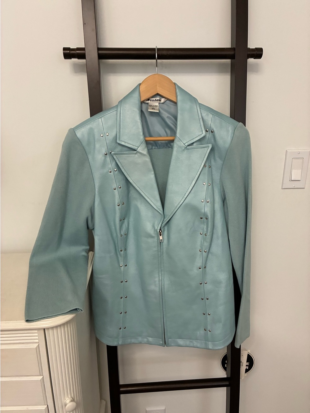 Vintage-Style y2K light blue Leather Jacket with Stud Detail. Size M/10-12